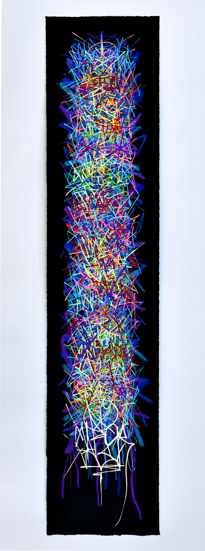 LARGE CHROMATIC SCROLL
