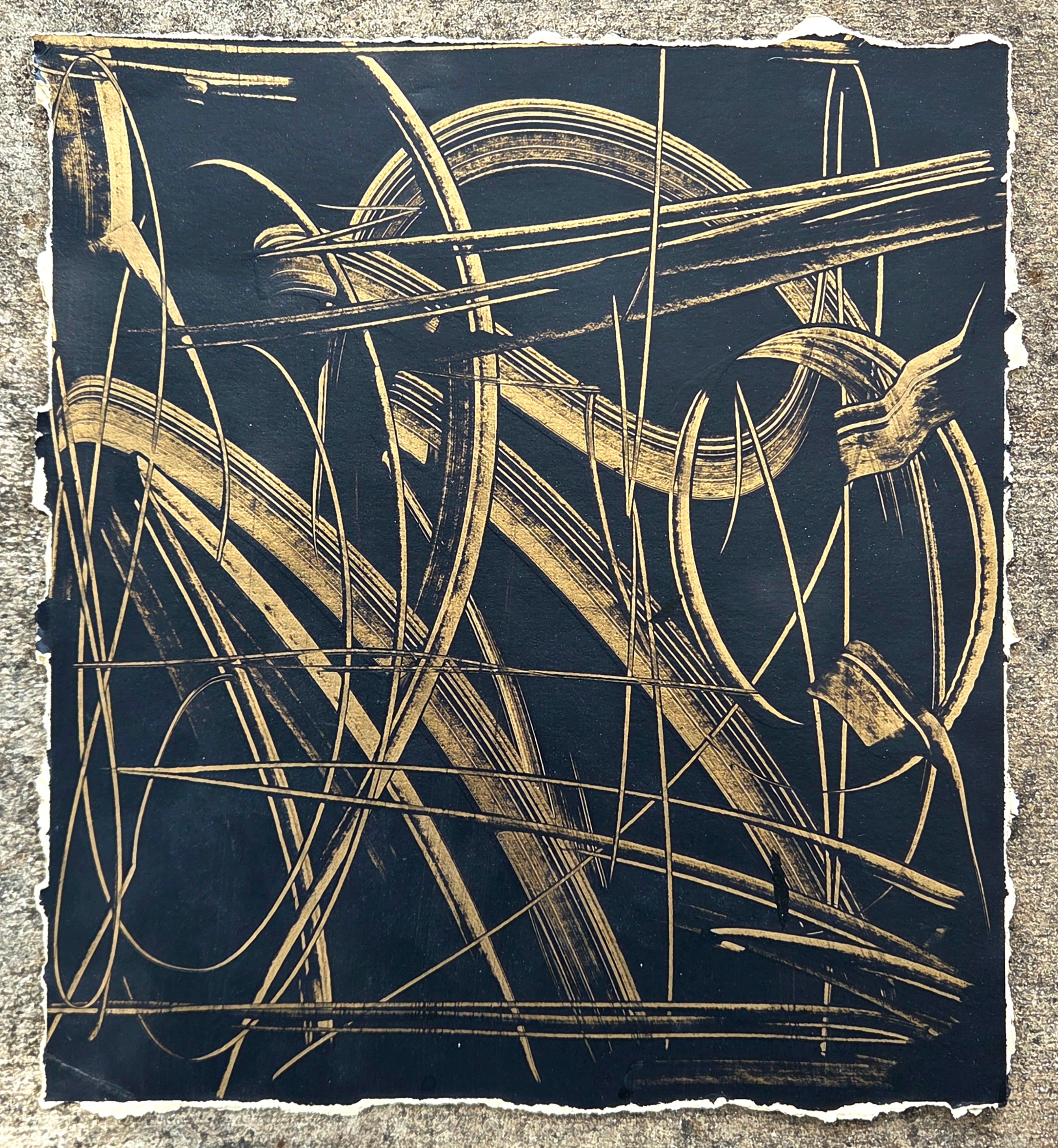 BLACK & VINTAGE GOLD